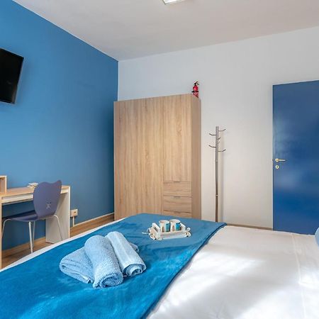 Ferienwohnung Bilocale Blue Relax Erba Exterior foto
